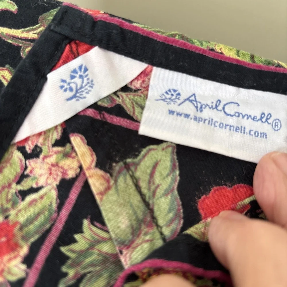 April‎ Cornell Black Floral Long Cotton Tablecloth 60x84
